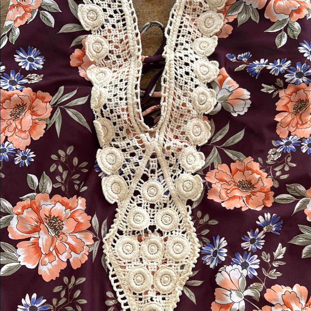 [Like 🆕] Kona Sol- Medium- Floral Halter One-Piece Swimsuit - Picture 4 of 9